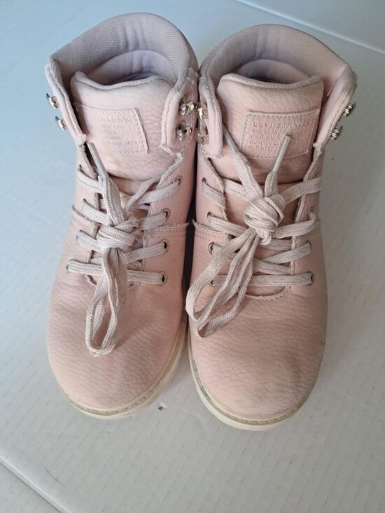 Levi's Other - Levi’s Kids Girls Scarlet Trek Hiking Boots Size 2 Lace-Up Outdoor